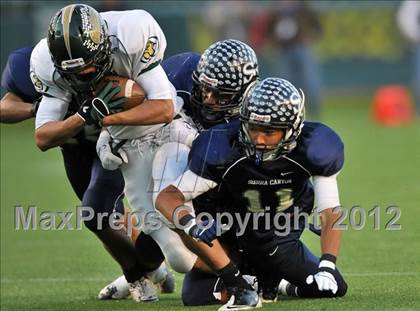 Thumbnail 3 in Le Grand vs. Sierra Canyon (CIF State Small Schools Final) photogallery.