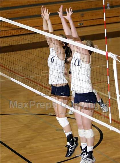 Thumbnail 1 in Lakewood @ Columbine photogallery.