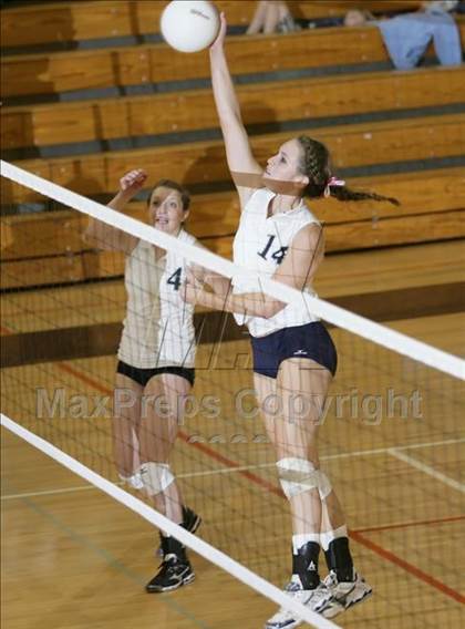 Thumbnail 2 in Lakewood @ Columbine photogallery.