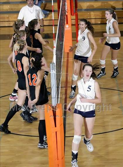 Thumbnail 1 in Lakewood @ Columbine photogallery.