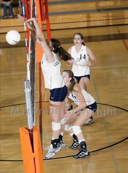 Thumbnail 2 in Lakewood @ Columbine photogallery.