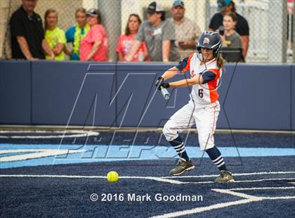 Thumbnail 1 in Seven Lakes vs Pearland (UIL 6A Region 3 Playoff) photogallery.
