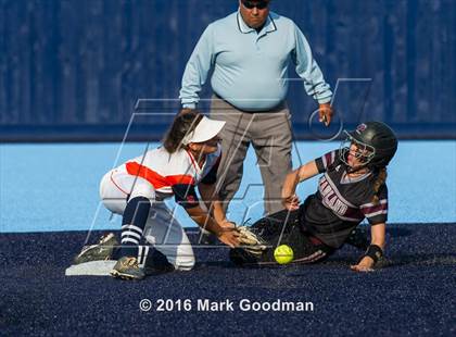 Thumbnail 3 in Seven Lakes vs Pearland (UIL 6A Region 3 Playoff) photogallery.