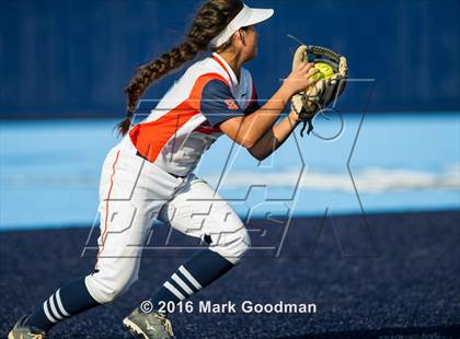 Thumbnail 3 in Seven Lakes vs Pearland (UIL 6A Region 3 Playoff) photogallery.