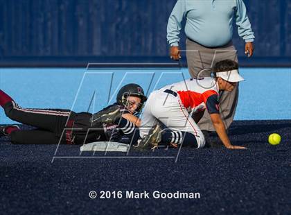 Thumbnail 3 in Seven Lakes vs Pearland (UIL 6A Region 3 Playoff) photogallery.