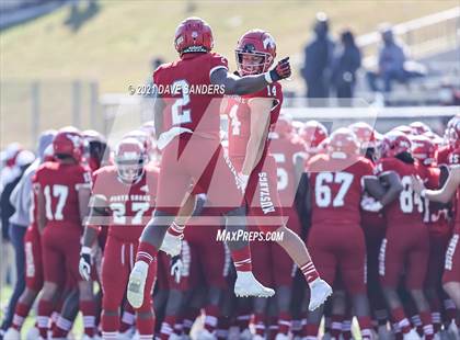 Thumbnail 1 in North Shore vs. Westlake (UIL 6A Division 1 State Semifinal) photogallery.