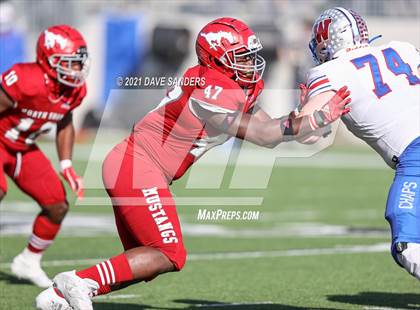 Thumbnail 2 in North Shore vs. Westlake (UIL 6A Division 1 State Semifinal) photogallery.