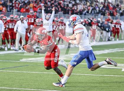 Thumbnail 3 in North Shore vs. Westlake (UIL 6A Division 1 State Semifinal) photogallery.