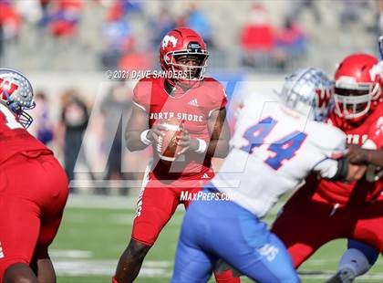 Thumbnail 1 in North Shore vs. Westlake (UIL 6A Division 1 State Semifinal) photogallery.