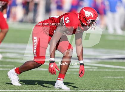 Thumbnail 3 in North Shore vs. Westlake (UIL 6A Division 1 State Semifinal) photogallery.
