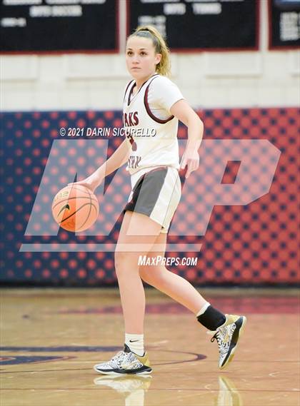 Thumbnail 3 in Oaks Christian vs Victory Christian Center (Nike Tournament of Champions) photogallery.
