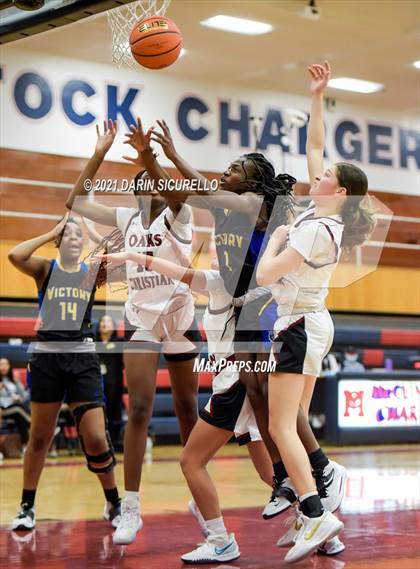 Thumbnail 1 in Oaks Christian vs Victory Christian Center (Nike Tournament of Champions) photogallery.