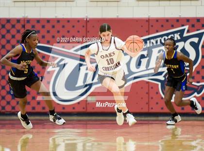 Thumbnail 1 in Oaks Christian vs Victory Christian Center (Nike Tournament of Champions) photogallery.