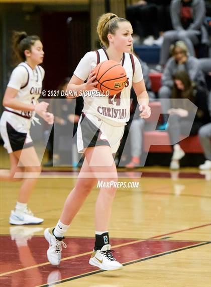 Thumbnail 1 in Oaks Christian vs Victory Christian Center (Nike Tournament of Champions) photogallery.
