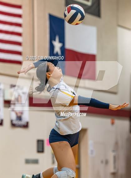Thumbnail 1 in O'Connor vs Highland Park (Volleypalooza) photogallery.