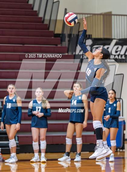 Thumbnail 2 in O'Connor vs Highland Park (Volleypalooza) photogallery.
