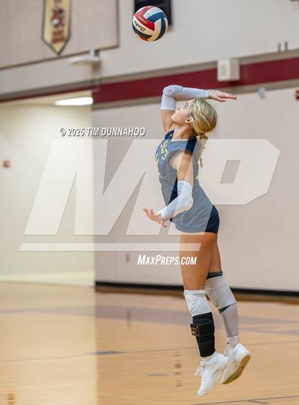 Thumbnail 2 in O'Connor vs Highland Park (Volleypalooza) photogallery.