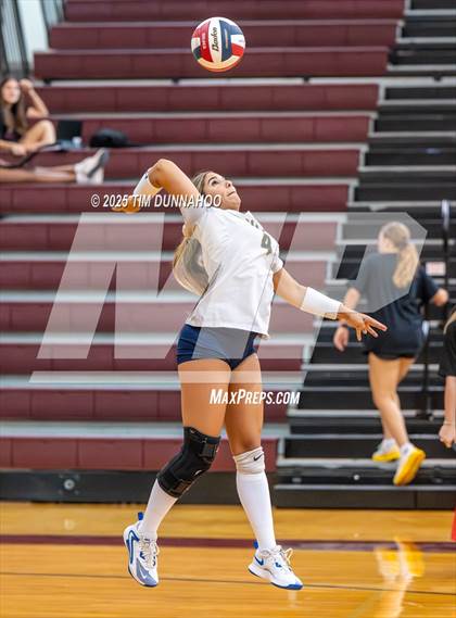 Thumbnail 2 in O'Connor vs Highland Park (Volleypalooza) photogallery.