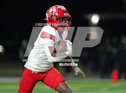 Thumbnail 3 in Terrell vs South Oak Cliff (UIL 5A Div 2 Regional Semifinal) photogallery.