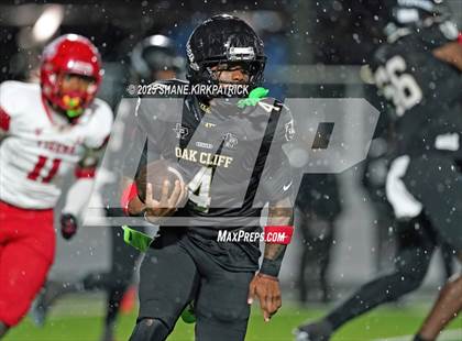 Thumbnail 3 in Terrell vs South Oak Cliff (UIL 5A Div 2 Regional Semifinal) photogallery.