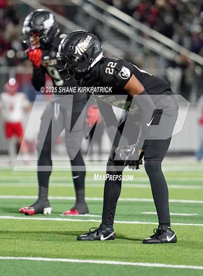 Thumbnail 3 in Terrell vs South Oak Cliff (UIL 5A Div 2 Regional Semifinal) photogallery.
