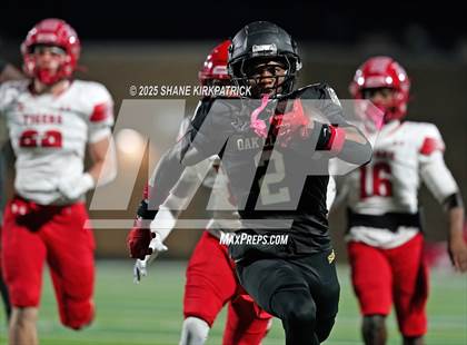 Thumbnail 1 in Terrell vs South Oak Cliff (UIL 5A Div 2 Regional Semifinal) photogallery.