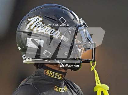 Thumbnail 2 in Terrell vs South Oak Cliff (UIL 5A Div 2 Regional Semifinal) photogallery.