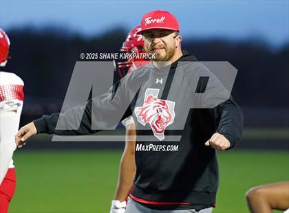 Thumbnail 3 in Terrell vs South Oak Cliff (UIL 5A Div 2 Regional Semifinal) photogallery.