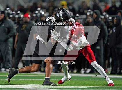 Thumbnail 3 in Terrell vs South Oak Cliff (UIL 5A Div 2 Regional Semifinal) photogallery.