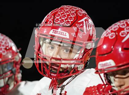 Thumbnail 1 in Terrell vs South Oak Cliff (UIL 5A Div 2 Regional Semifinal) photogallery.