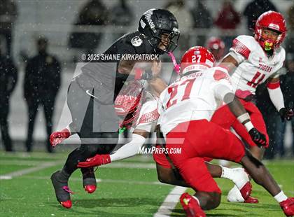 Thumbnail 1 in Terrell vs South Oak Cliff (UIL 5A Div 2 Regional Semifinal) photogallery.
