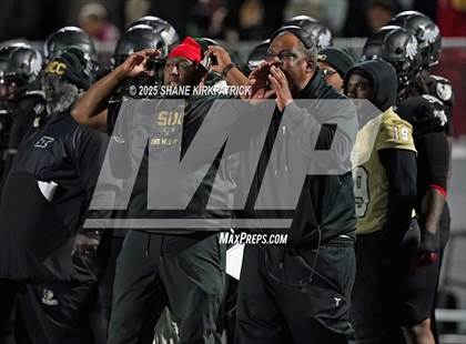 Thumbnail 3 in Terrell vs South Oak Cliff (UIL 5A Div 2 Regional Semifinal) photogallery.