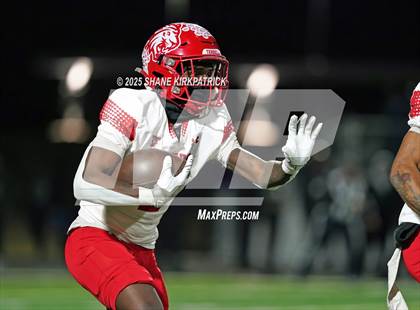 Thumbnail 1 in Terrell vs South Oak Cliff (UIL 5A Div 2 Regional Semifinal) photogallery.