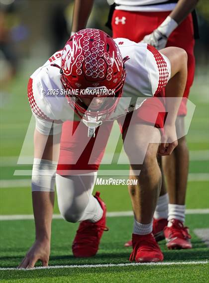 Thumbnail 3 in Terrell vs South Oak Cliff (UIL 5A Div 2 Regional Semifinal) photogallery.