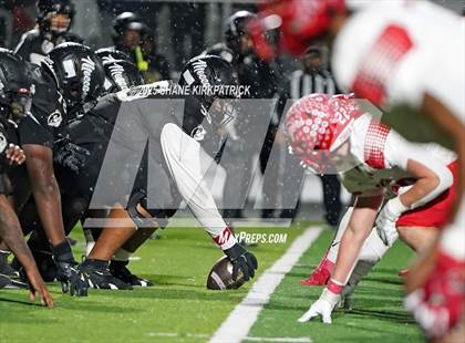 Thumbnail 2 in Terrell vs South Oak Cliff (UIL 5A Div 2 Regional Semifinal) photogallery.