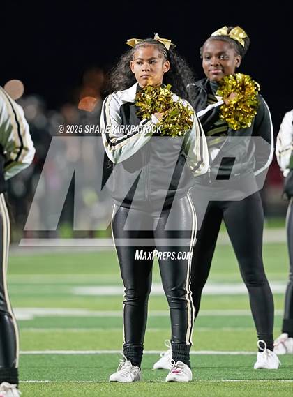 Thumbnail 1 in Terrell vs South Oak Cliff (UIL 5A Div 2 Regional Semifinal) photogallery.