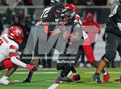 Thumbnail 1 in Terrell vs South Oak Cliff (UIL 5A Div 2 Regional Semifinal) photogallery.