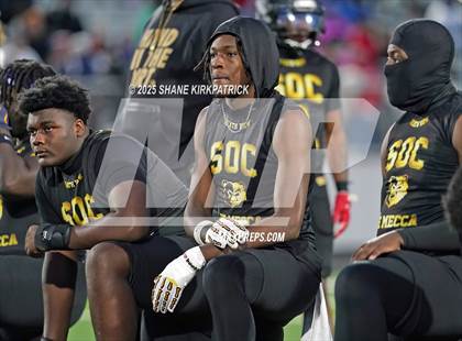 Thumbnail 2 in Terrell vs South Oak Cliff (UIL 5A Div 2 Regional Semifinal) photogallery.