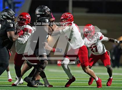 Thumbnail 1 in Terrell vs South Oak Cliff (UIL 5A Div 2 Regional Semifinal) photogallery.