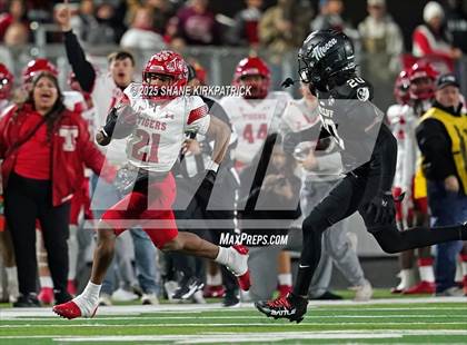 Thumbnail 2 in Terrell vs South Oak Cliff (UIL 5A Div 2 Regional Semifinal) photogallery.