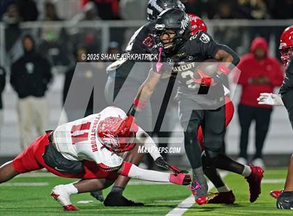 Thumbnail 3 in Terrell vs South Oak Cliff (UIL 5A Div 2 Regional Semifinal) photogallery.