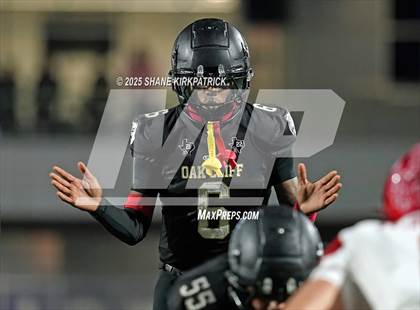 Thumbnail 3 in Terrell vs South Oak Cliff (UIL 5A Div 2 Regional Semifinal) photogallery.