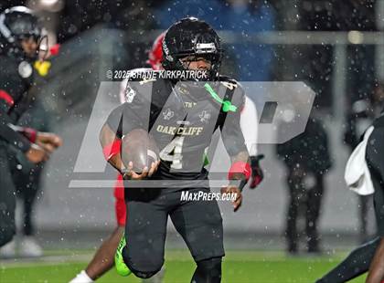 Thumbnail 3 in Terrell vs South Oak Cliff (UIL 5A Div 2 Regional Semifinal) photogallery.