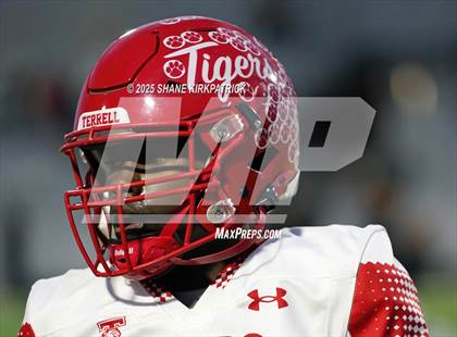 Thumbnail 1 in Terrell vs South Oak Cliff (UIL 5A Div 2 Regional Semifinal) photogallery.