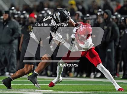 Thumbnail 2 in Terrell vs South Oak Cliff (UIL 5A Div 2 Regional Semifinal) photogallery.