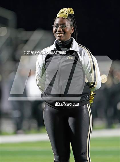 Thumbnail 2 in Terrell vs South Oak Cliff (UIL 5A Div 2 Regional Semifinal) photogallery.
