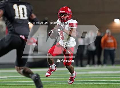 Thumbnail 3 in Terrell vs South Oak Cliff (UIL 5A Div 2 Regional Semifinal) photogallery.