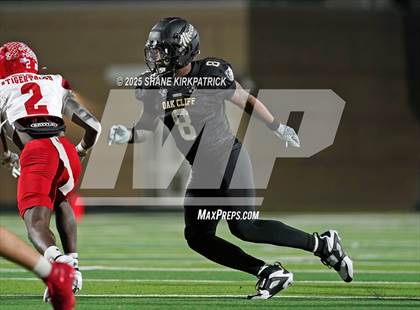 Thumbnail 3 in Terrell vs South Oak Cliff (UIL 5A Div 2 Regional Semifinal) photogallery.