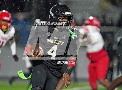 Thumbnail 1 in Terrell vs South Oak Cliff (UIL 5A Div 2 Regional Semifinal) photogallery.