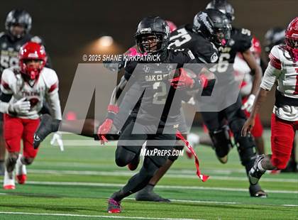 Thumbnail 2 in Terrell vs South Oak Cliff (UIL 5A Div 2 Regional Semifinal) photogallery.